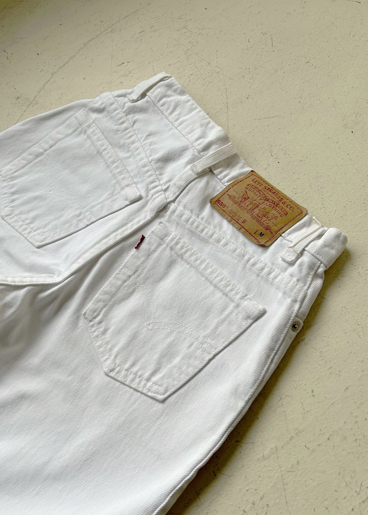 550 Levi 25x30