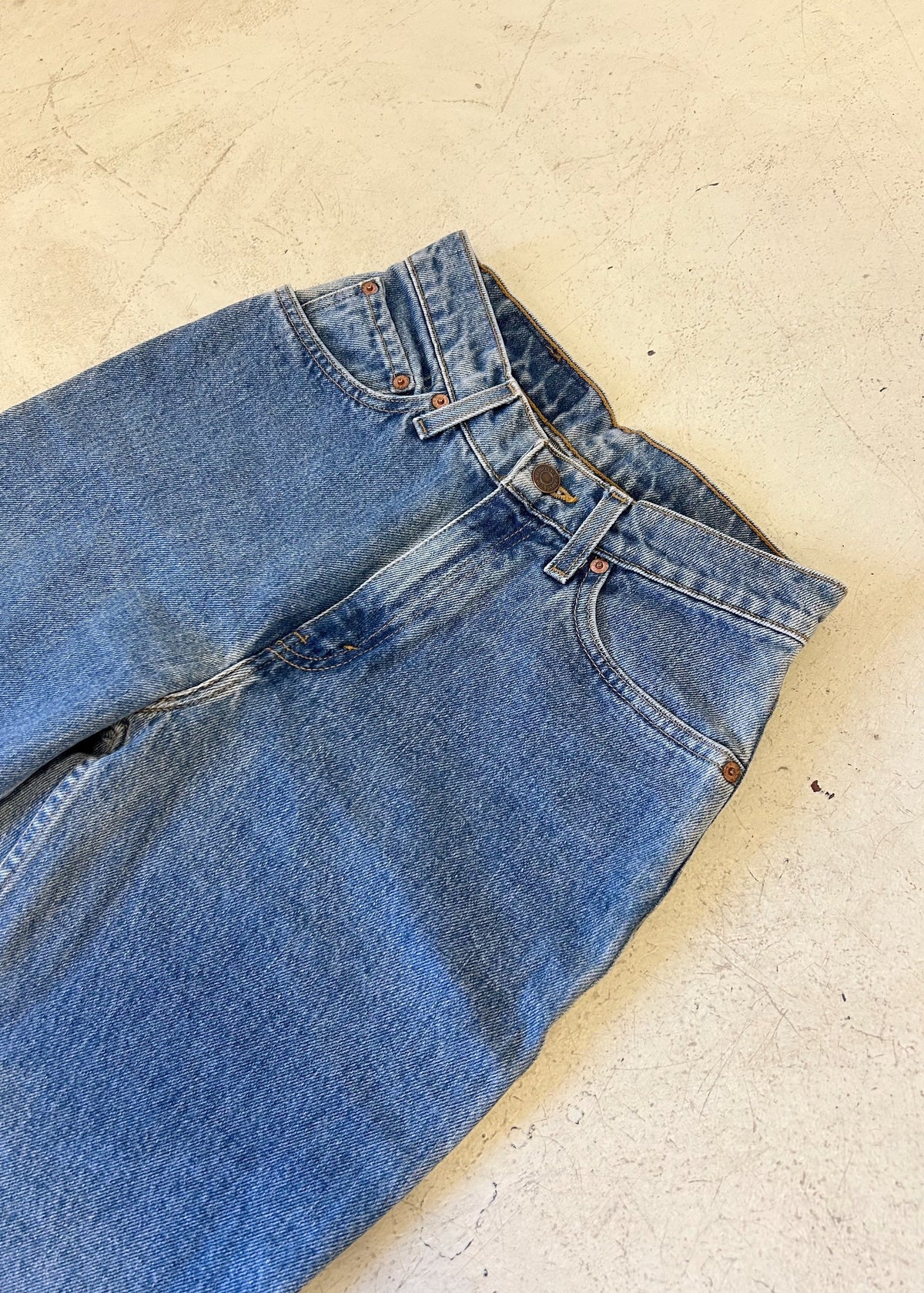 512 Levi 26x29