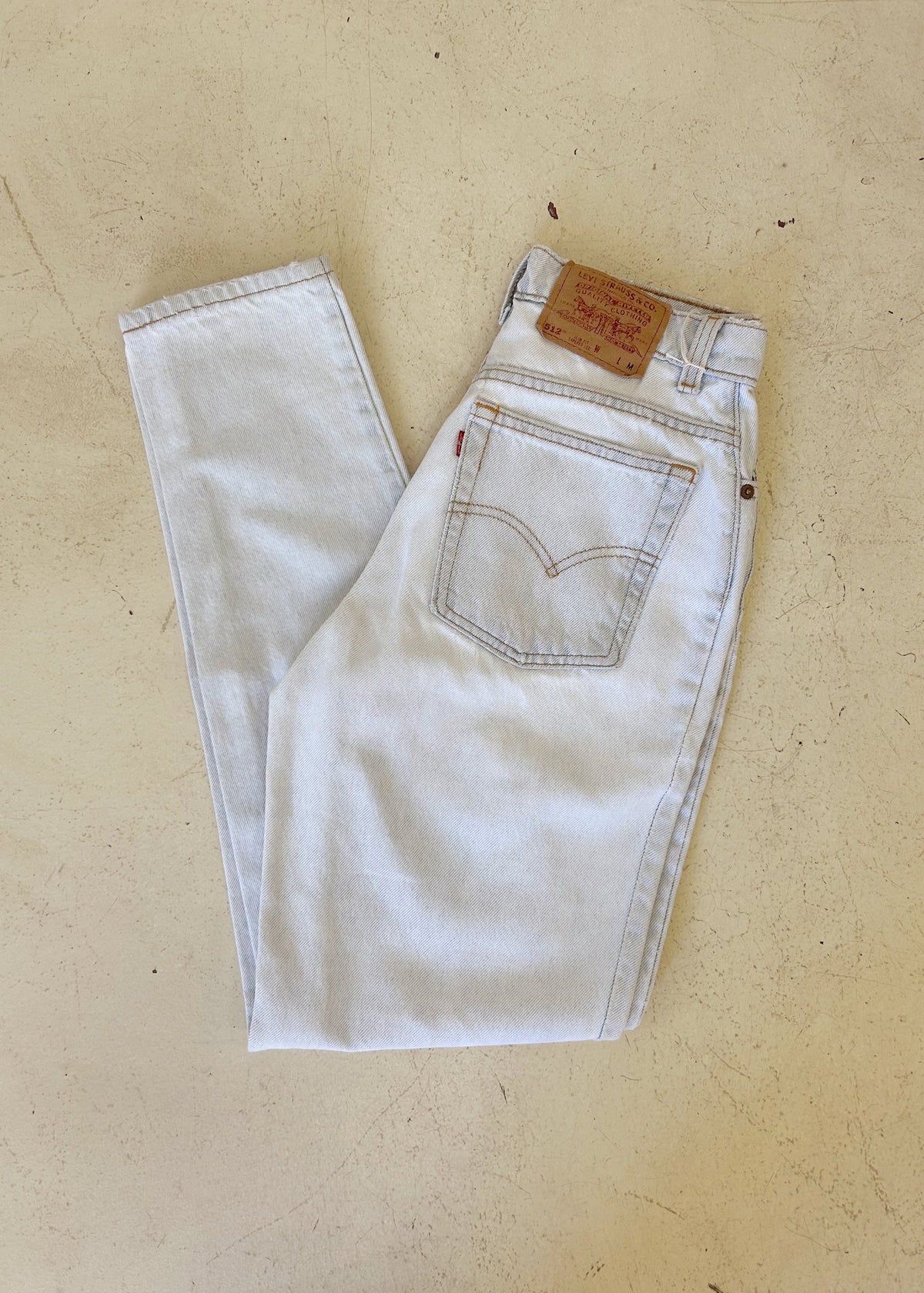 512 Levi 27x31