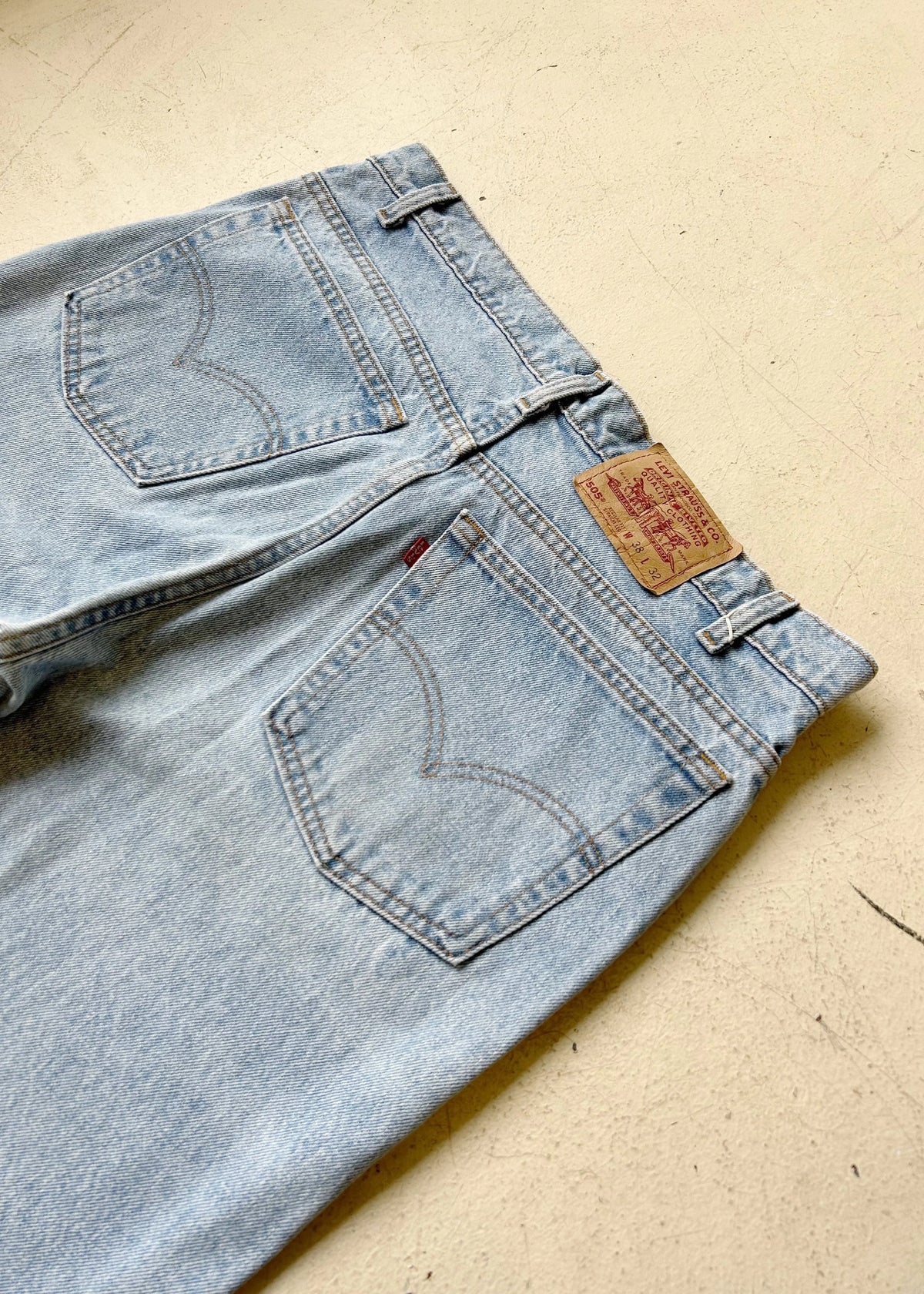 505 Levi 38x32