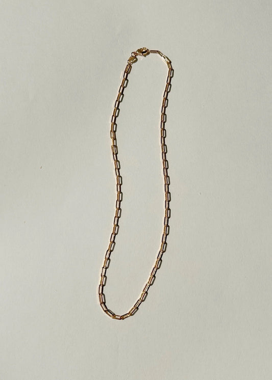 Thin Paperclip Chain in Gold