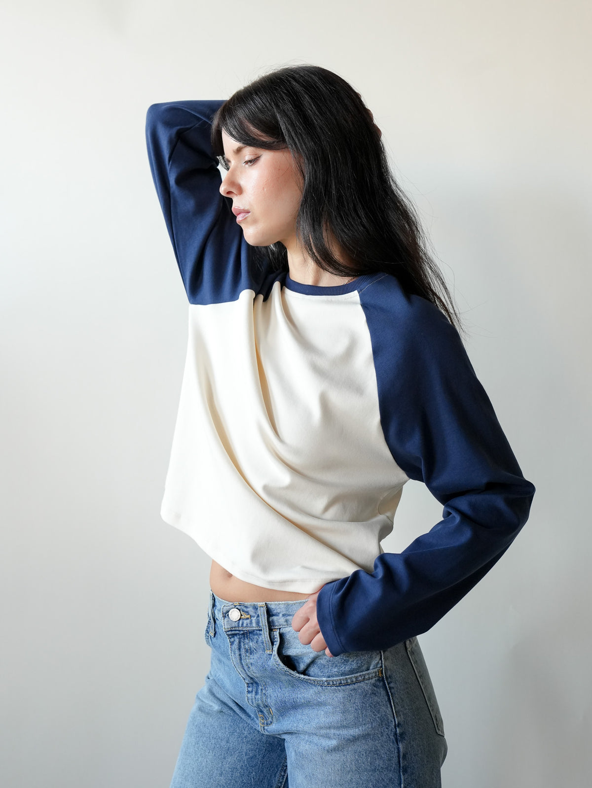 Retro Raglan in Navy