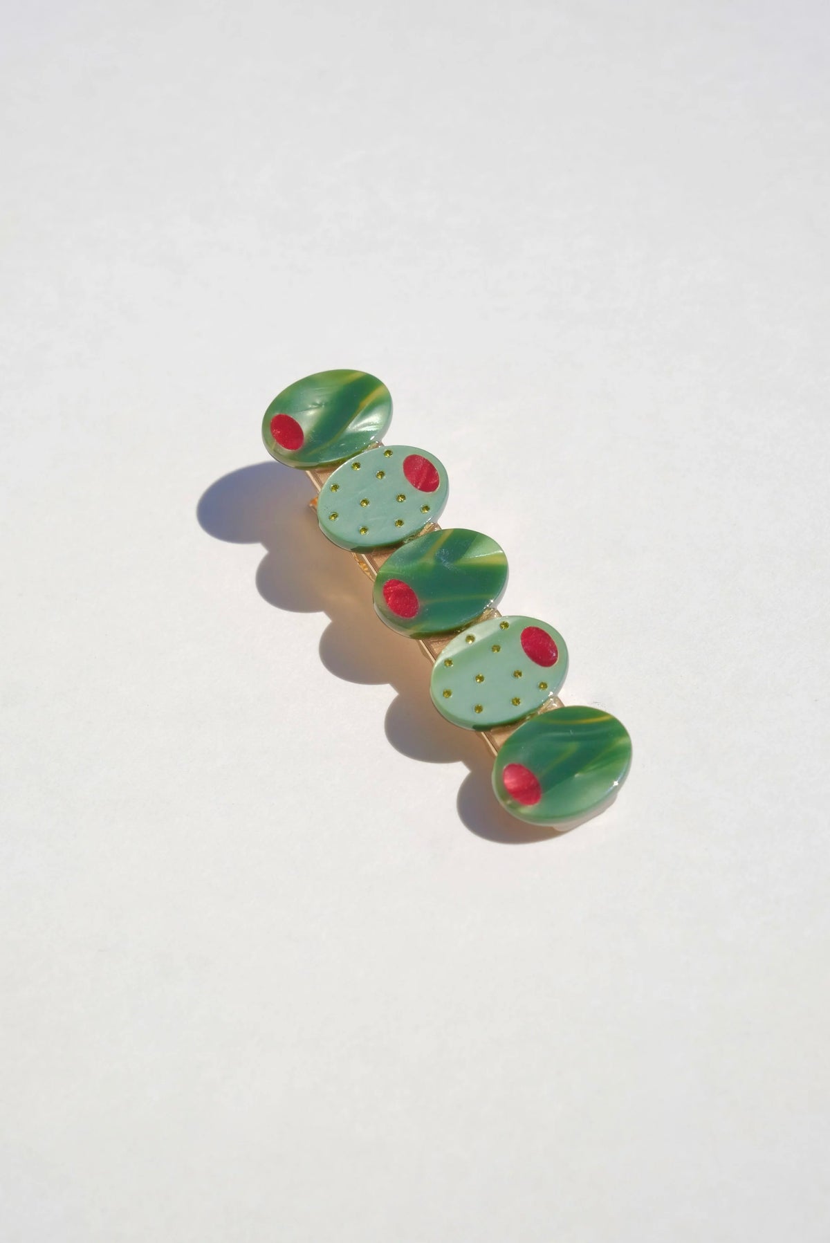 Winona Irene Olive Clip