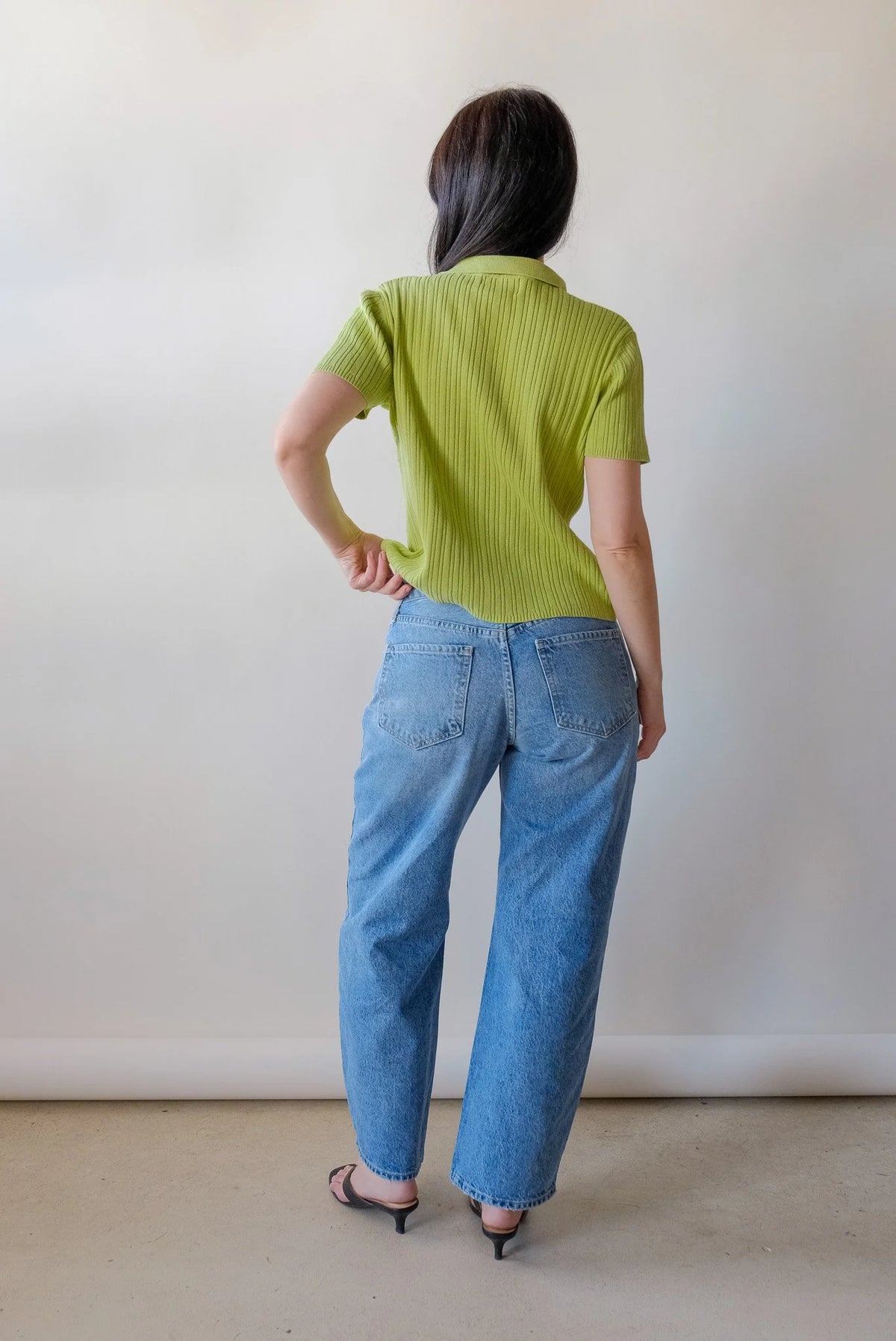Clay Barrel Jean in Medium Wash