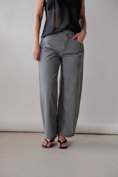 Jane Barrel Trouser
