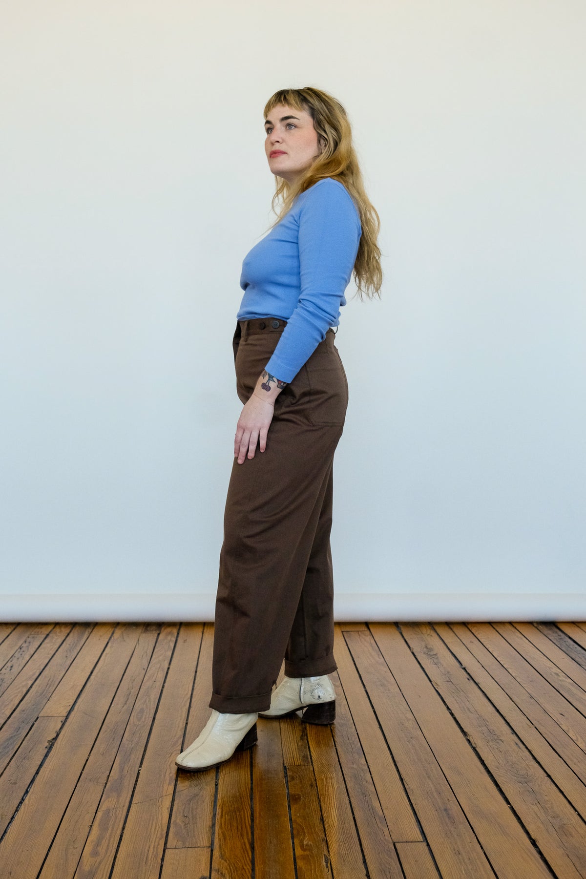 Cotton Barrel Pant in Chocolate