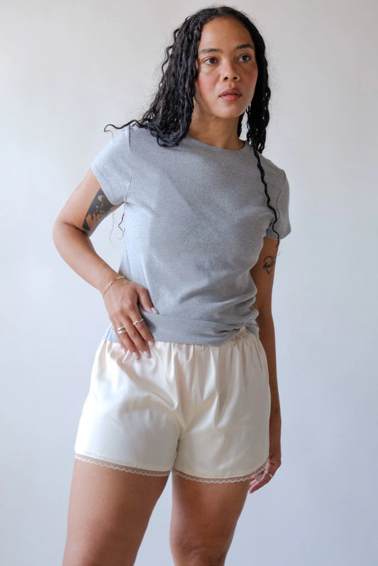 Bebe Tee in Heather Gray