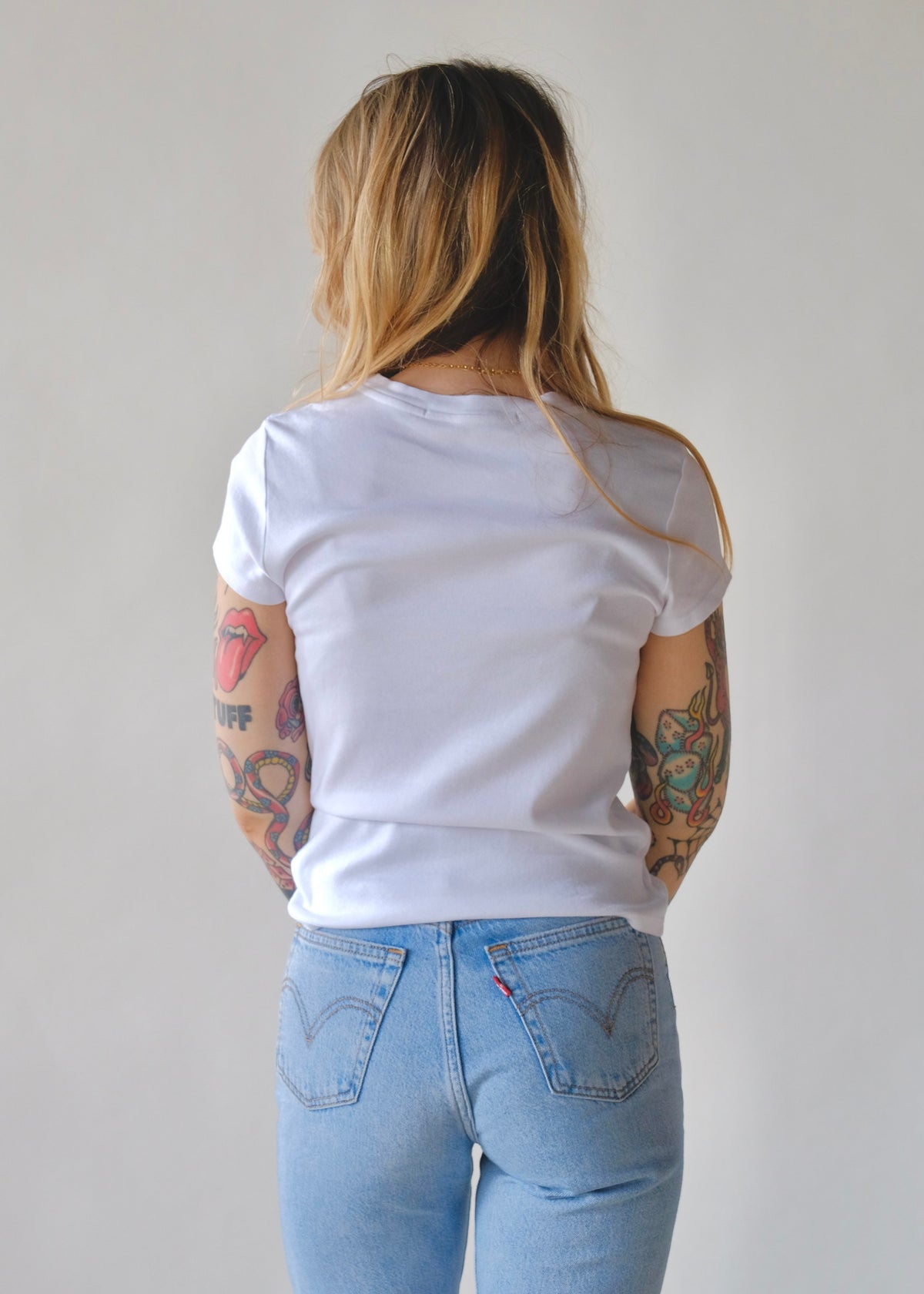 LA Relaxed Bebe Tee in White