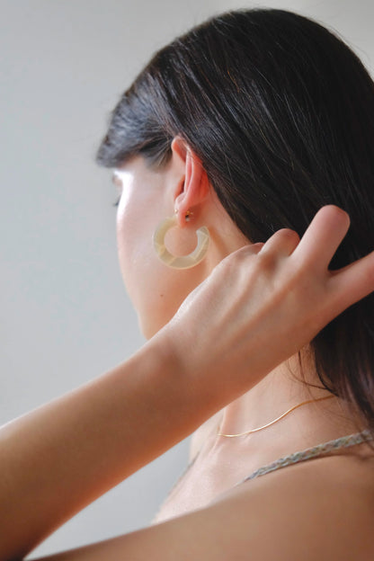 Machete Kate Hoops - White Shell