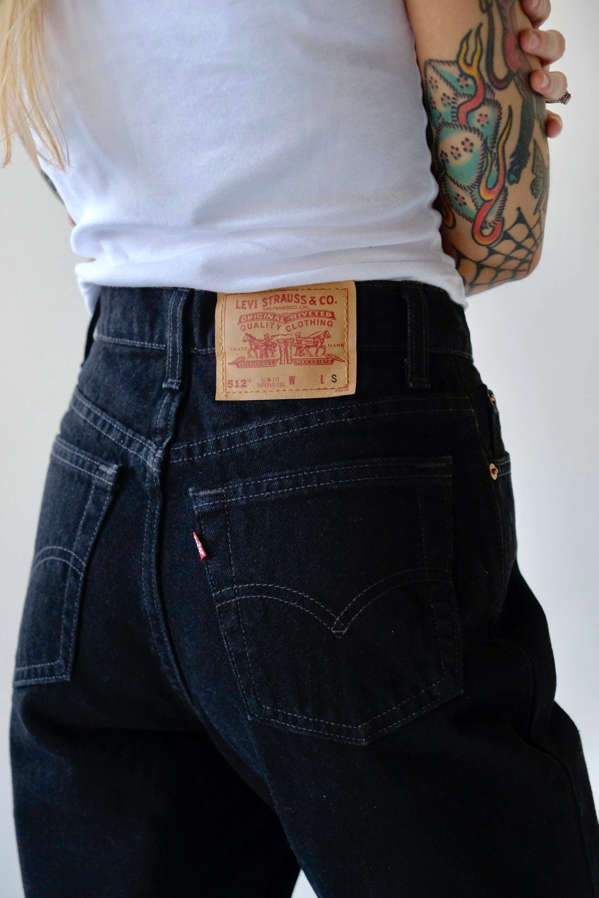 512 Levi 26x29