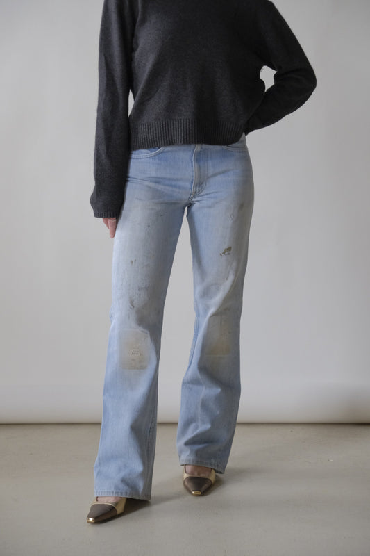 Levi Distressed 28x31