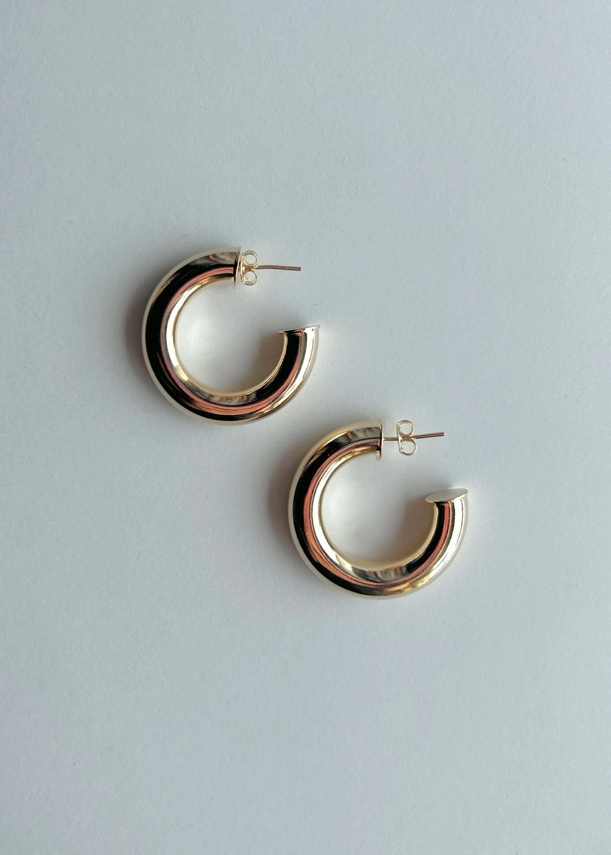 Rosewood Collection Medium Tube Hoop - Gold