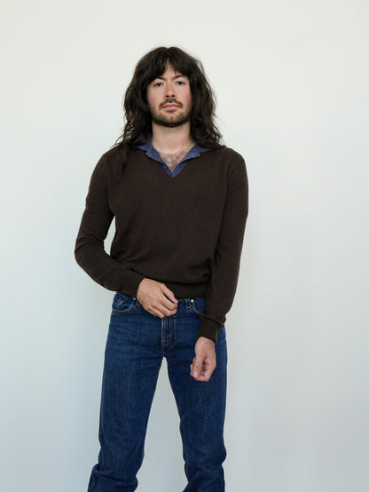 Cashmere Blend V-Neck Knit in Chocolate