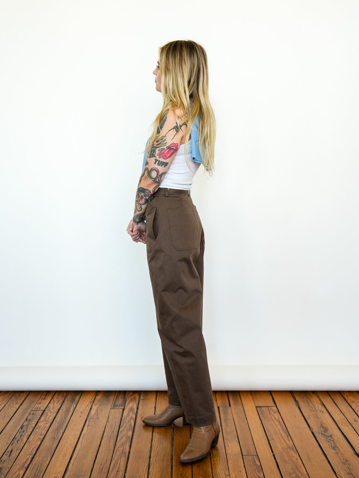 Cotton Barrel Pant in Chocolate